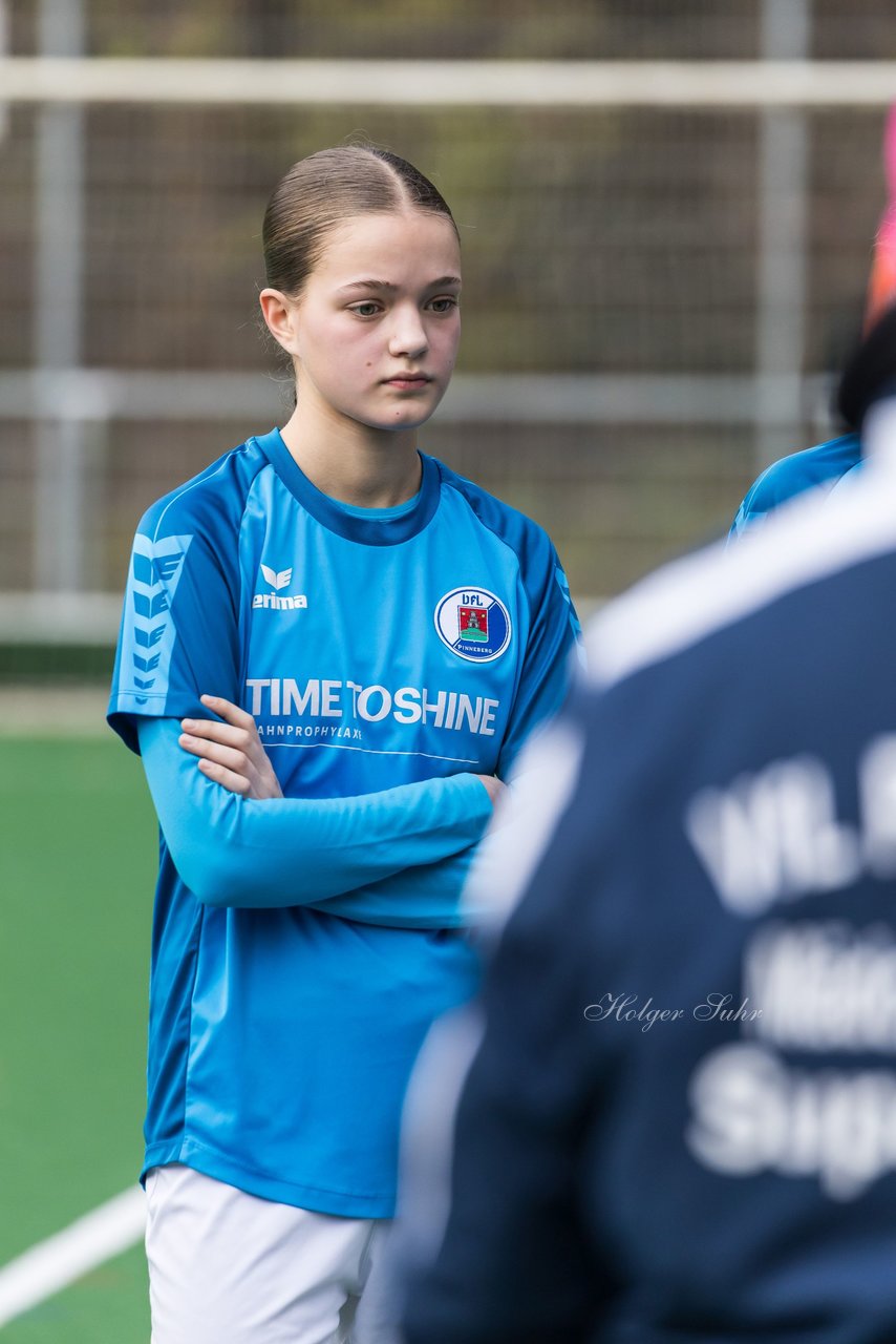 Bild 233 - wBJ VfL Pinneberg - Eimsbuettler TV2 : Ergebnis: 3:5